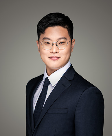 변호사 사진